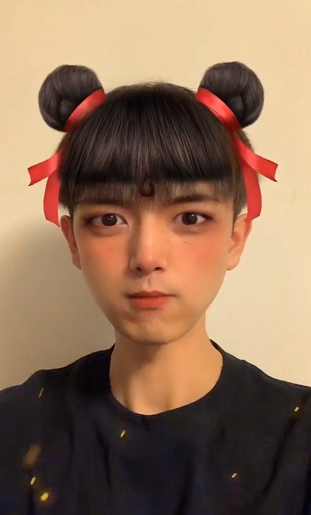 李现说把腹肌胖没了 大家好，我是李现 