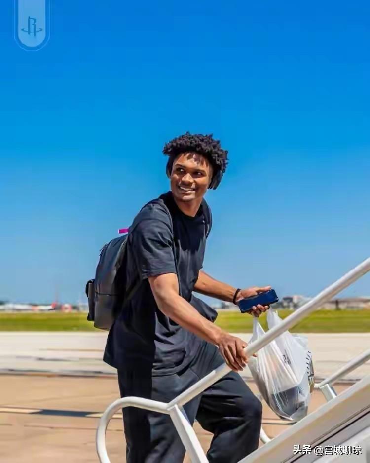 火箭明天对阵灰熊，要用一场胜利来找回场子[作揖]