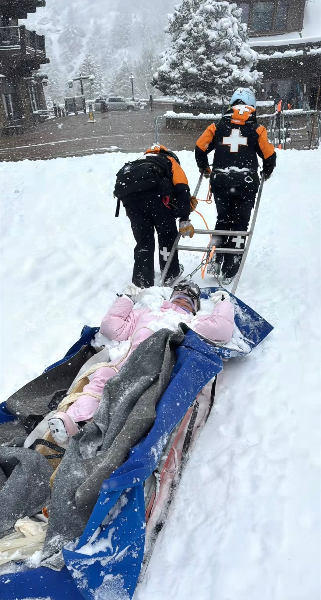 杨天真再次证明，滑雪的尽头是骨科