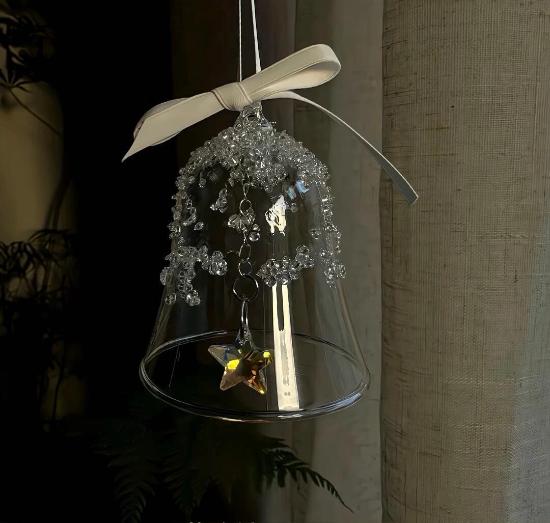 我们终其一生寻找的，应该是自己喜欢的生活，和想成为的人。所以多走点弯路没关系的，