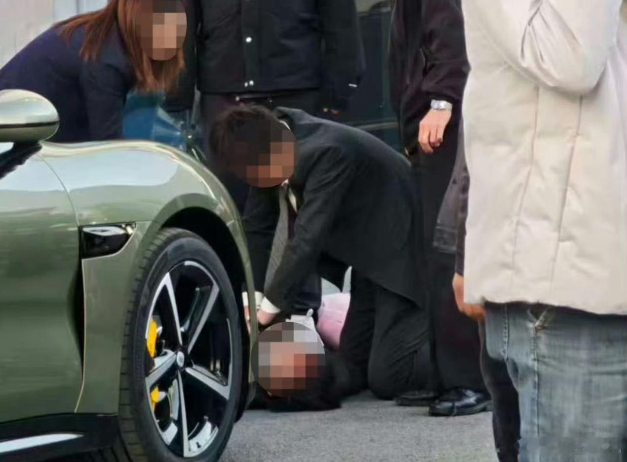 小米新车主未开出园区就撞倒人目击者回应小米新车园区撞倒人我真服了，现在的媒体都不