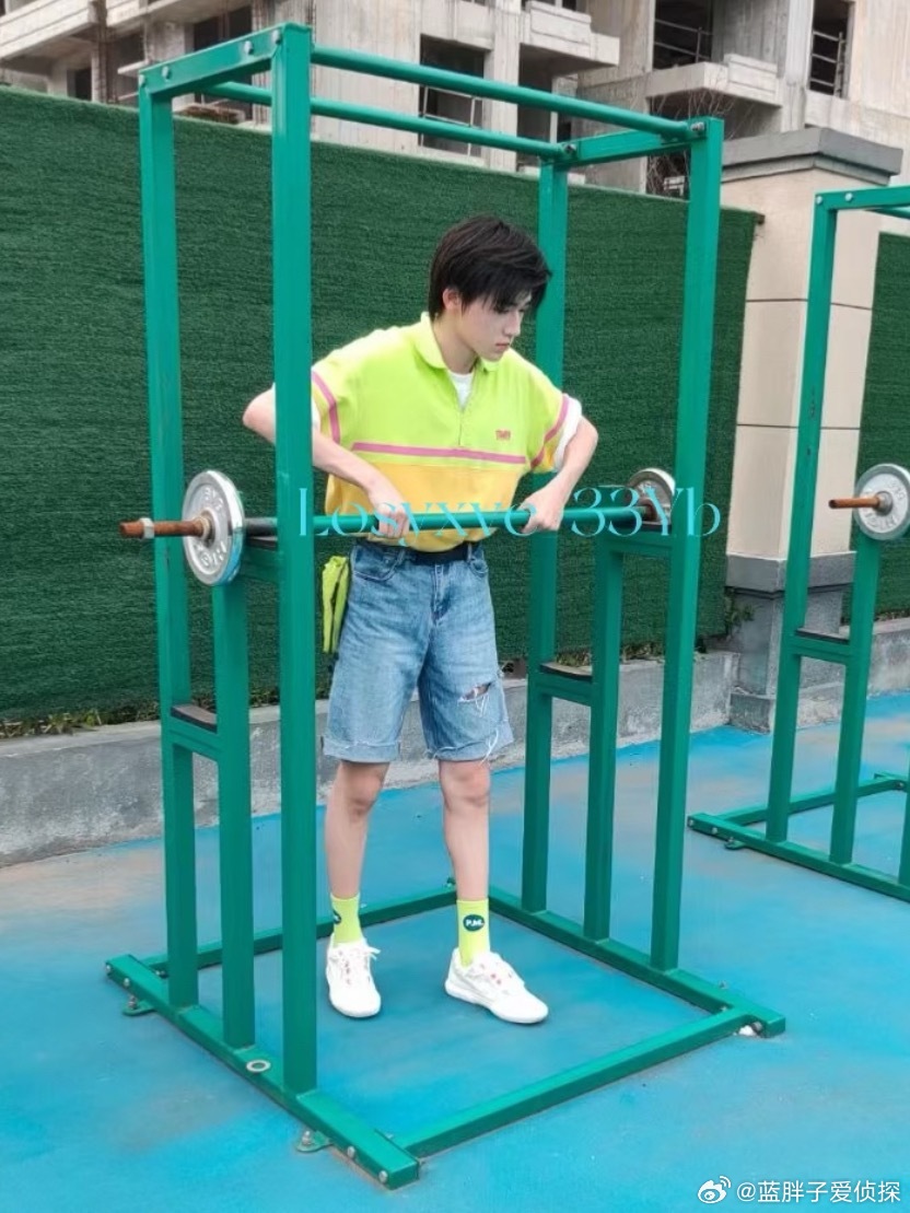 16岁的轩轩