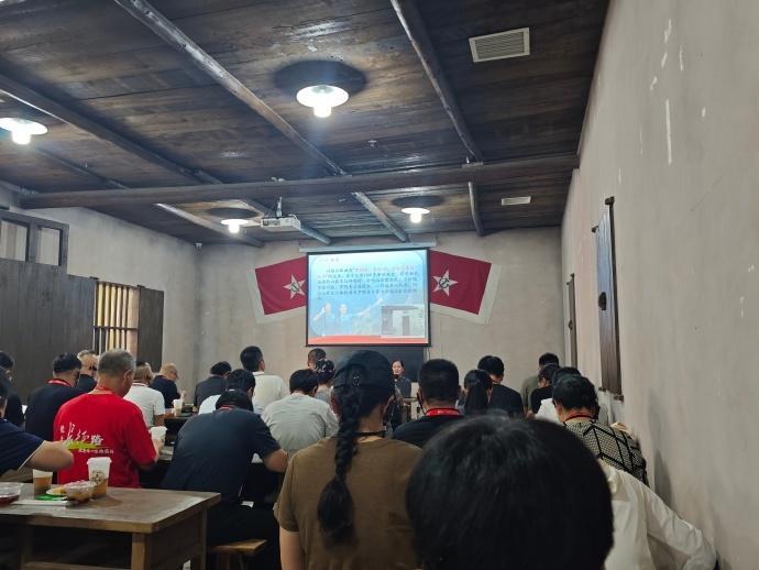 新阶层走好新时代长征路 【学习唱兴国山歌：在红色土地上的】踏上兴国这片充满传奇色
