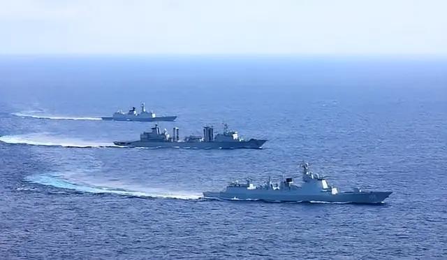 台湾民进党这般人，实际上，有大部分人是日本人，赖清德就是最大汉奸，作为真正的一个