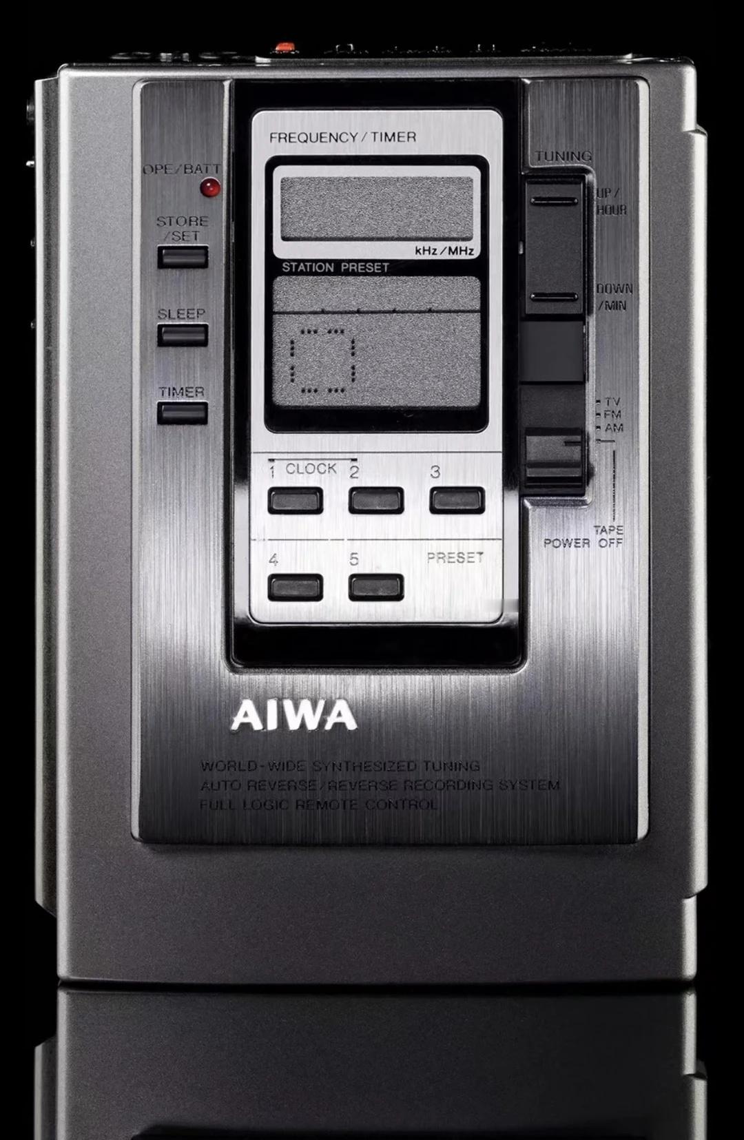 AIWA HS-JX30
重回90年代街头！AIWA HS-JX30，顶配的浪漫