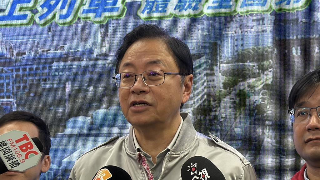 12日早晨，桃园市市长张善政在出席捷运绿线成果展时着重指出：“TPASS绝对不能