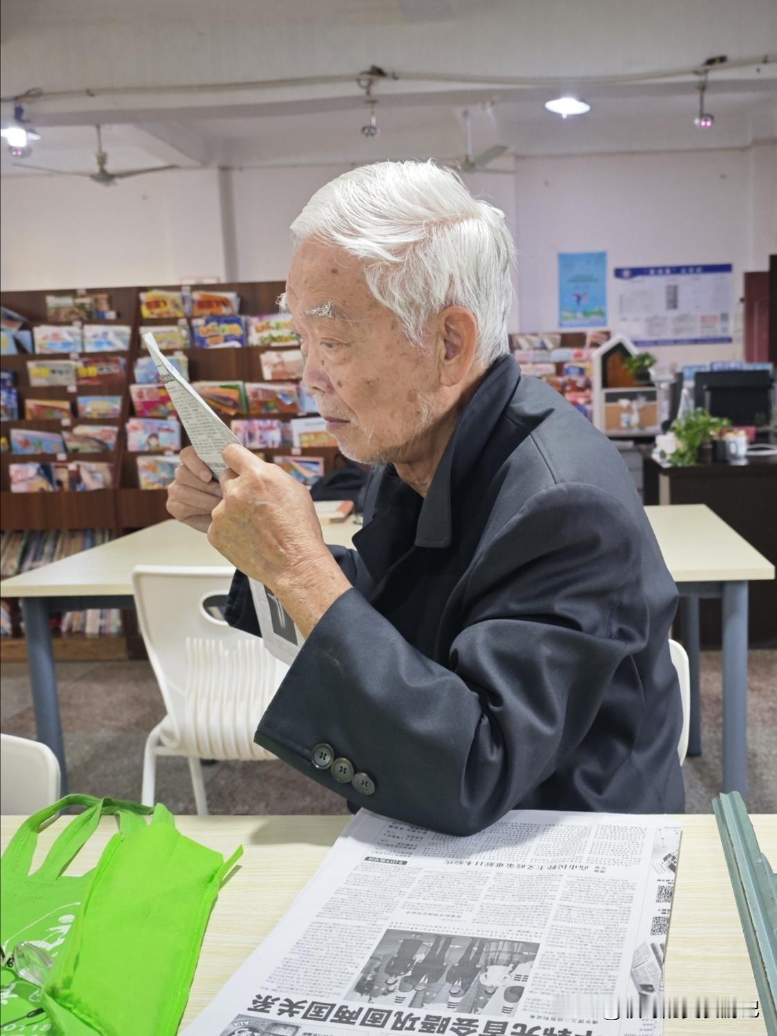 自驾游D521天（2026.1.9)
打卡元江图书馆。最近每天泡元江图书馆，每天