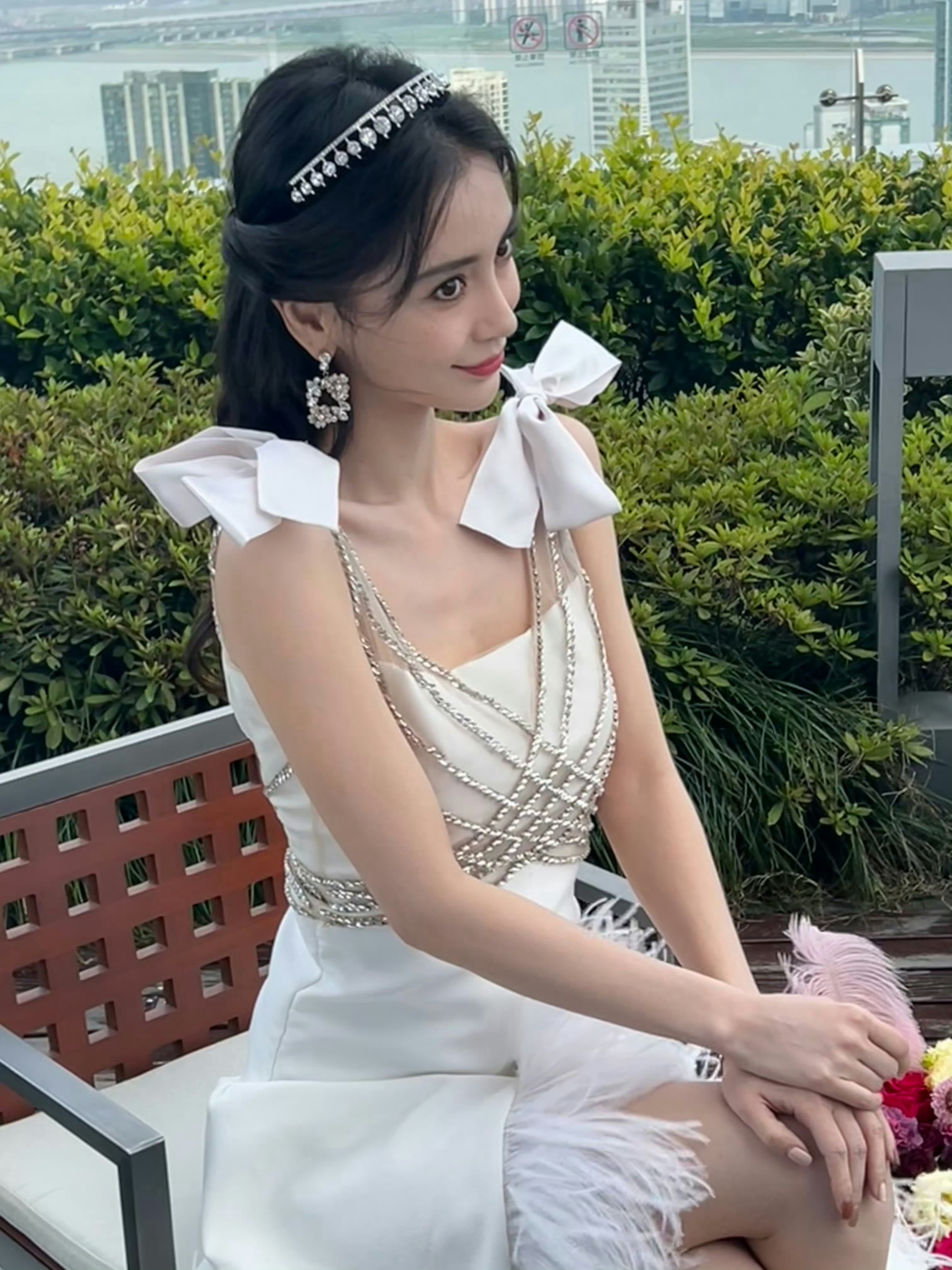 快来感受baby的神颜脸上的每一寸毛孔都不多余 太美了吧！ ​​​