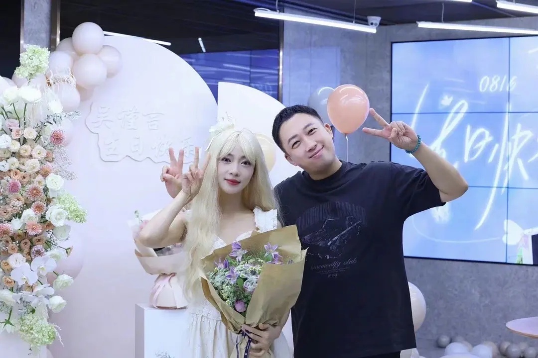 吴谨言在公司过生日，好像连空调都开不了，怎么这样对待艺人？ ​​​