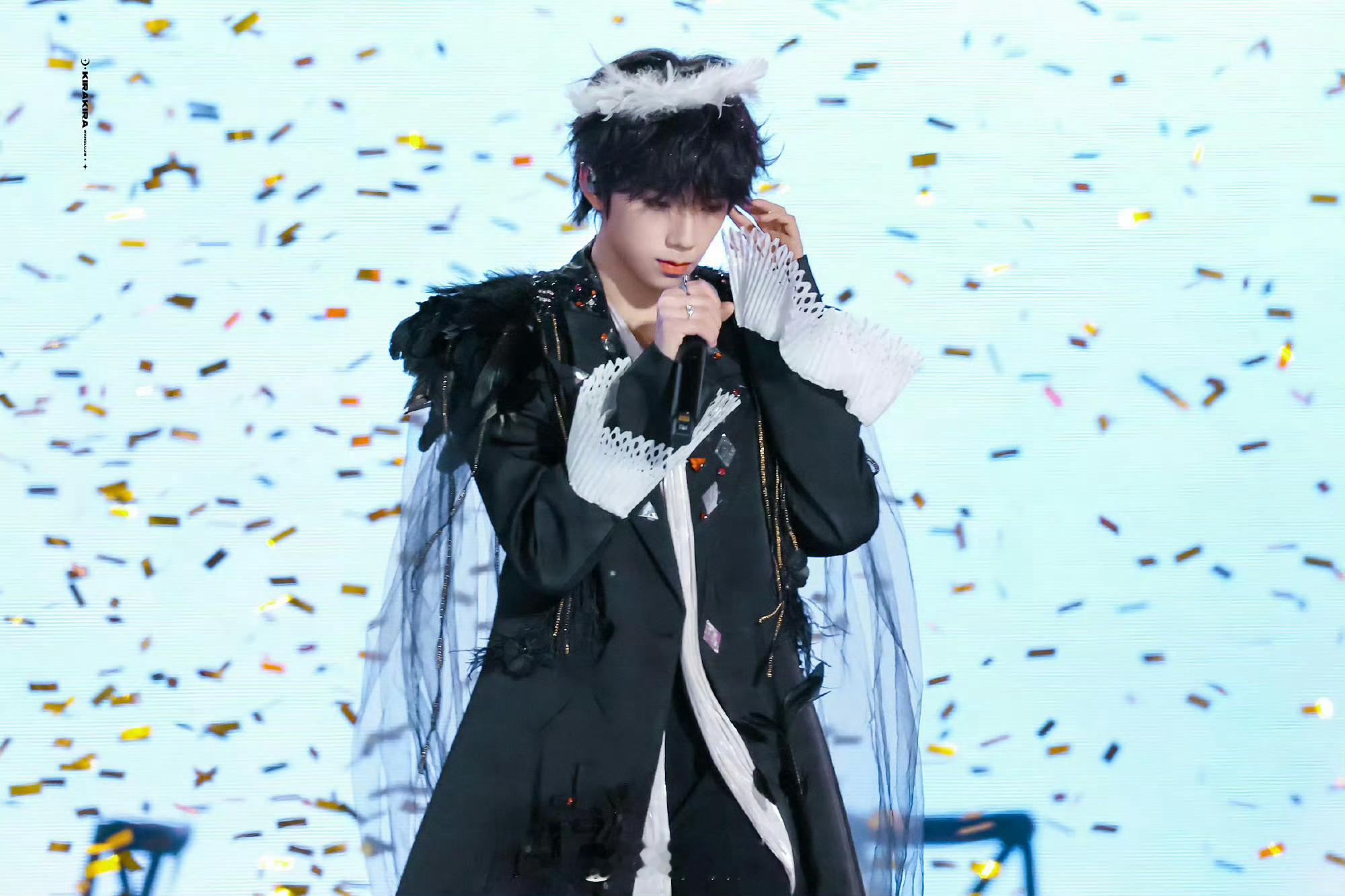 王橹杰一番 橹穆 橹穆一首《来自天堂的魔鬼》直接把王橹杰从四番送到一番！！太强了