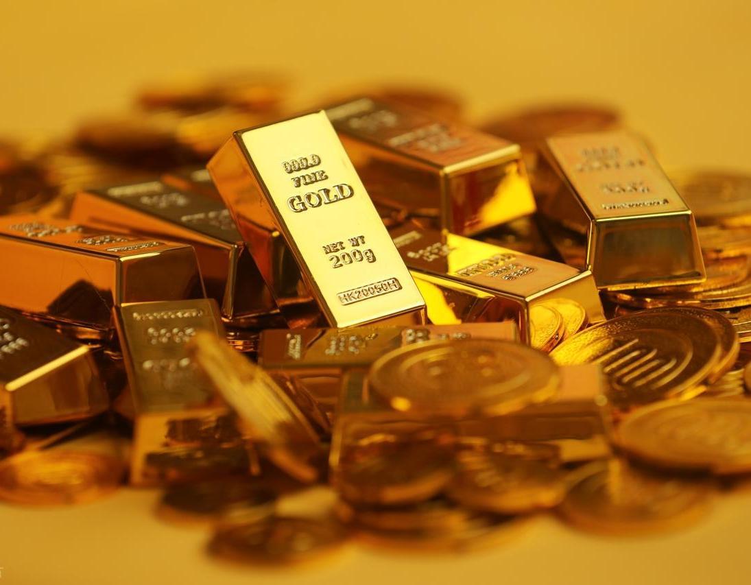 美联储鹰派施压降息预期，金银市场应声下挫！
 
在昨天视频中和大家分享了一个观点