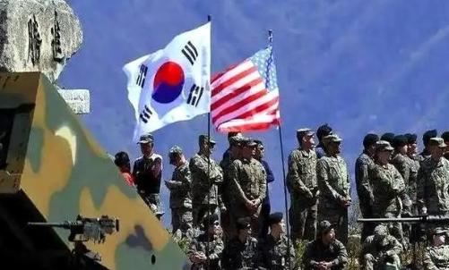 如果美日韩印越菲真联手对中国施压，别说开打了，光是“六国联合大军”这几个字一出来