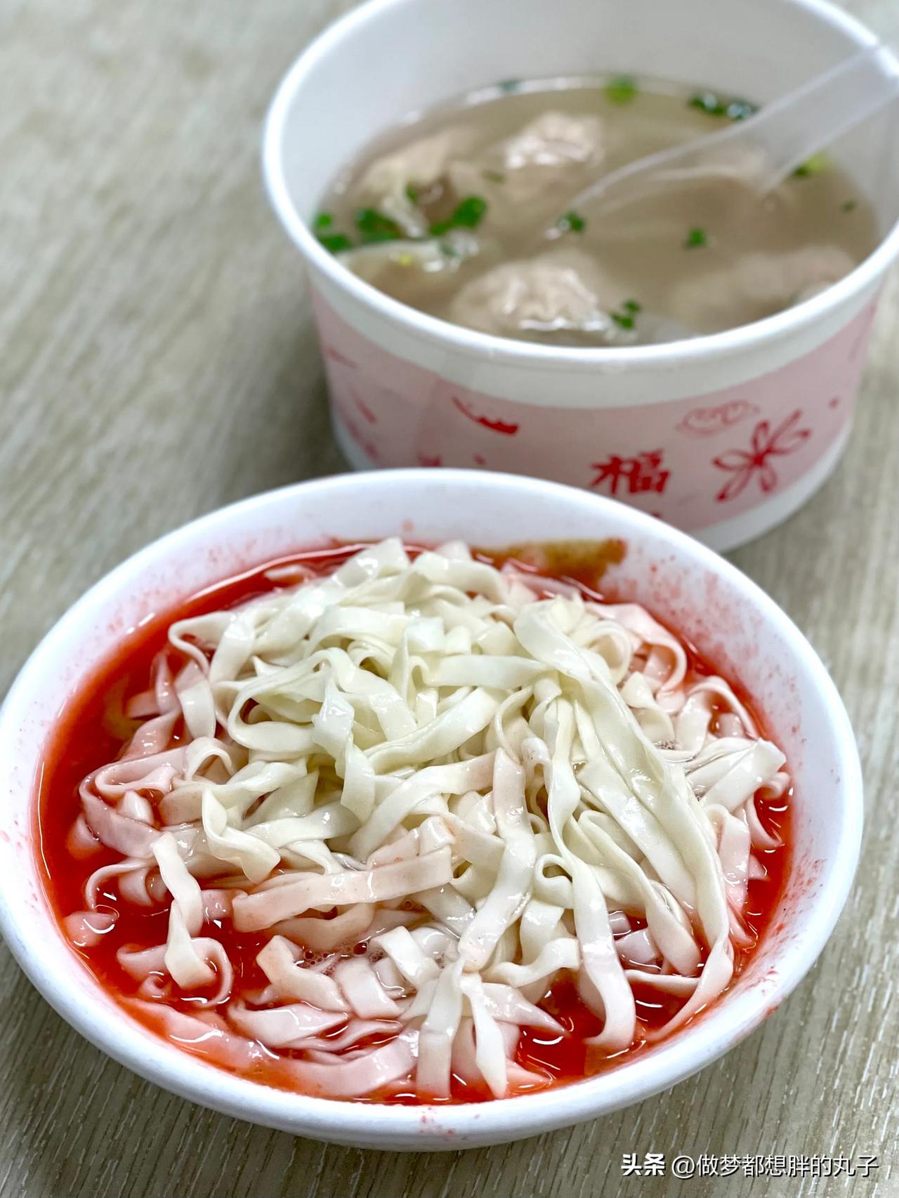 很多人说位于豆仔尾的这家扁食是厦门扁食届的天花板，本扁食脑袋竟然到现在才头一回来