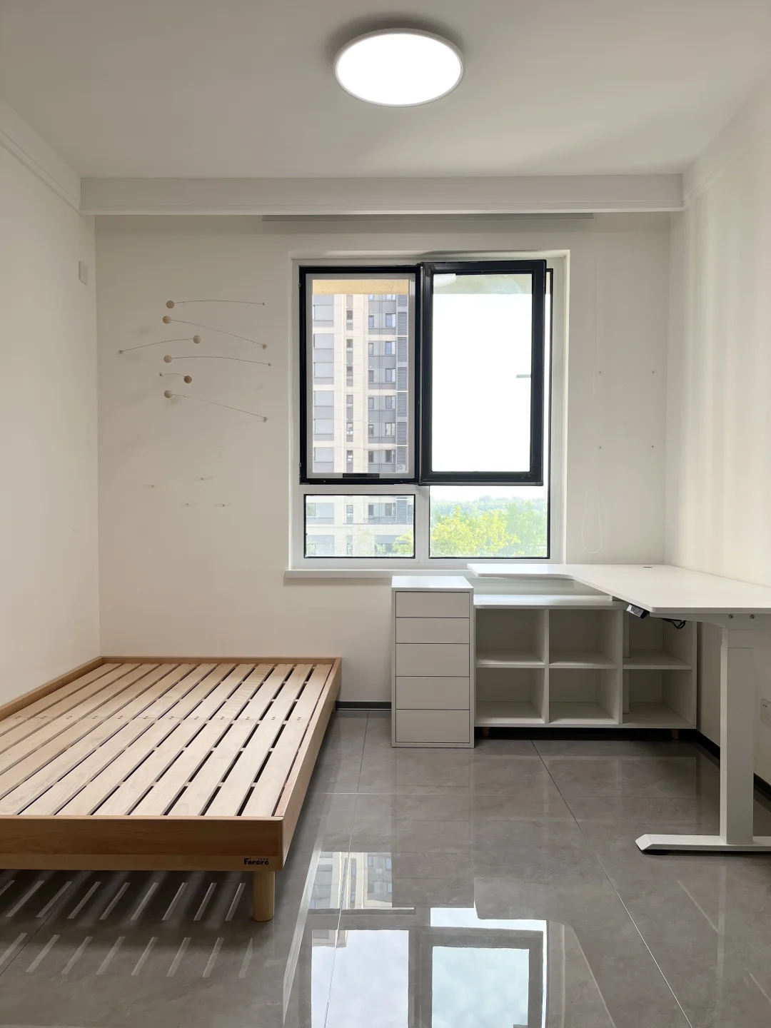 从图一到图二，卧室布置成半包围安全感满满～