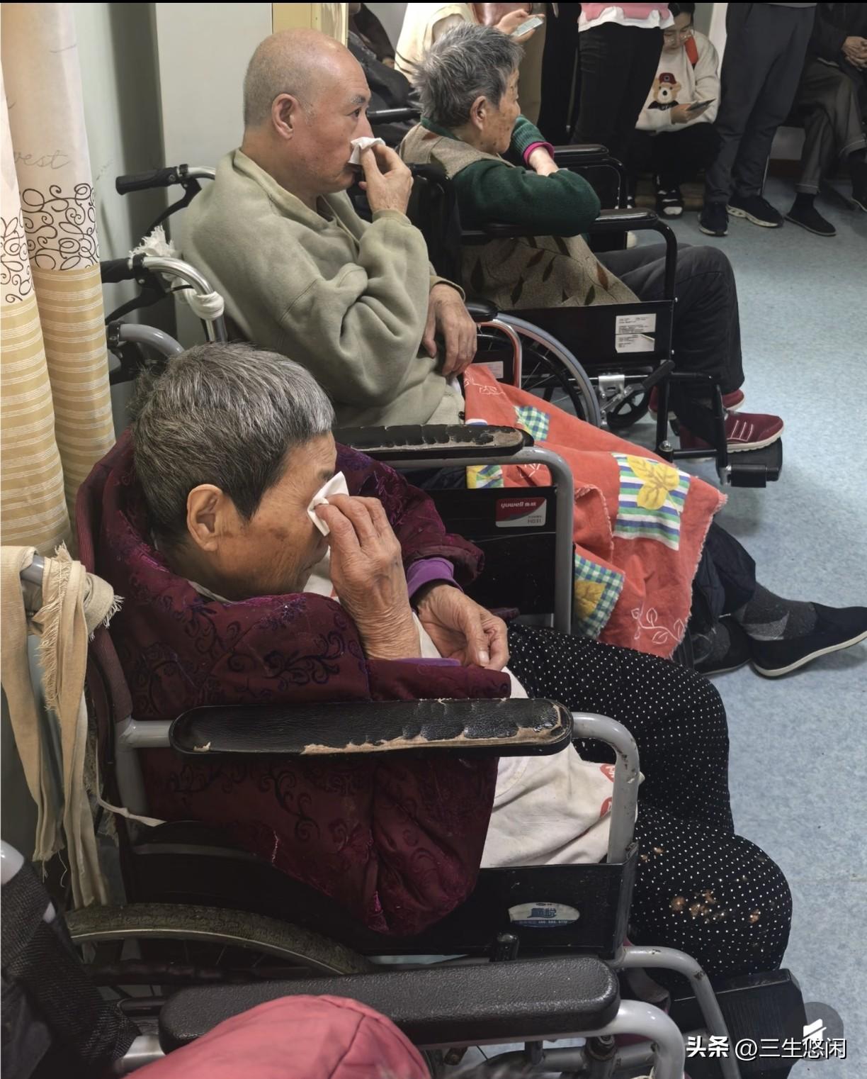 你不能不承认，当老人住进养老院后，大多数都再也回不了自己家了。

这是个令人扎心
