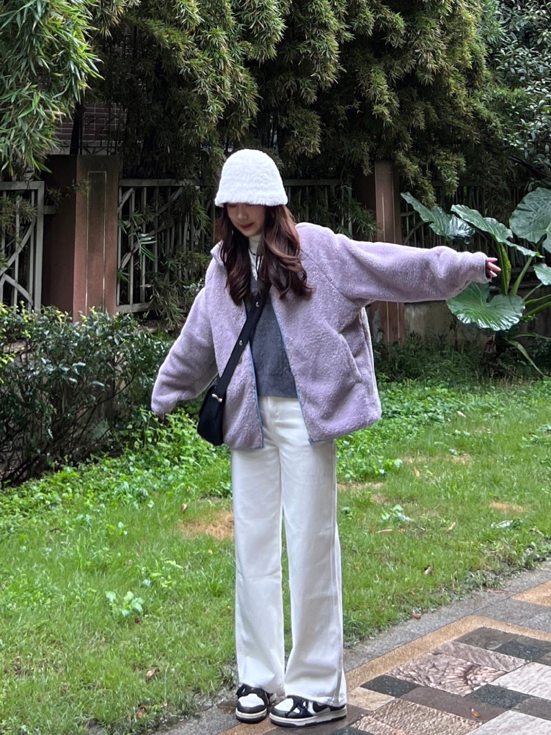 🫧秋冬过渡不露腿穿啥~紫色羊羔毛➕白裤子