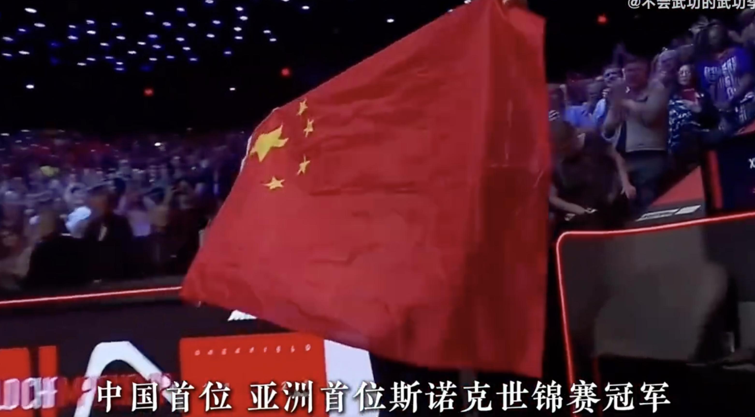 比亚迪冠军形象大使赵心童 比亚迪又整大活了！今儿正式官宣亚洲首位斯诺克世锦赛冠军