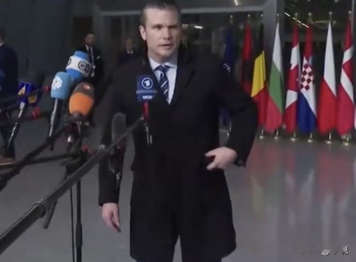 驻韩美军发布禁令：留胡须士兵不得参与会见美国防长赫格塞思

据美国《国会山报》、