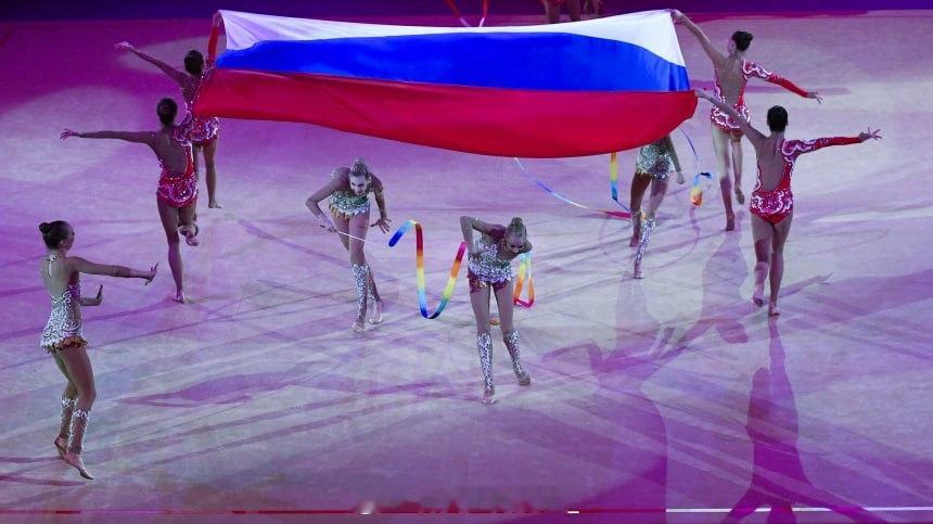🇷🇺🤸🏻 俄罗斯体操运动员获准携国旗、奏国歌参加比赛世界体操联合会的这一