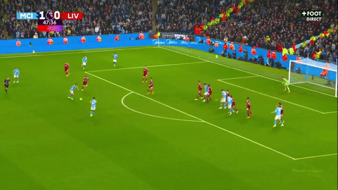 【范戴克运气太背了】曼城vs利物浦，上半时，范戴克的进球被VAR吹掉（越位）。补