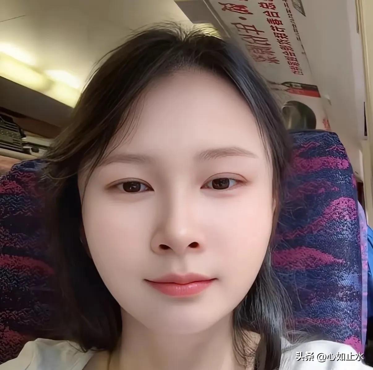 被全网关注的老鸡和小敏的感情风波终于有了官方回应。

无数网友猜测两人已经悄悄地