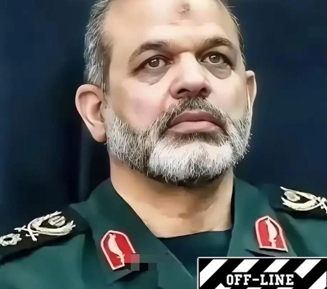 伊朗传来新消息，
4月10日凌晨，伊朗伊斯兰革命卫队海军突然扔出一枚“重磅炸弹”