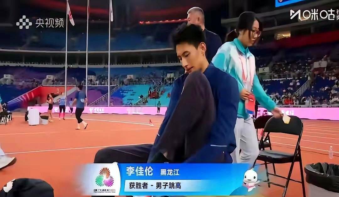 谁能想到？中国男子跳高的辉煌，如今竟缩水15厘米！  
 

上世纪80年代朱建