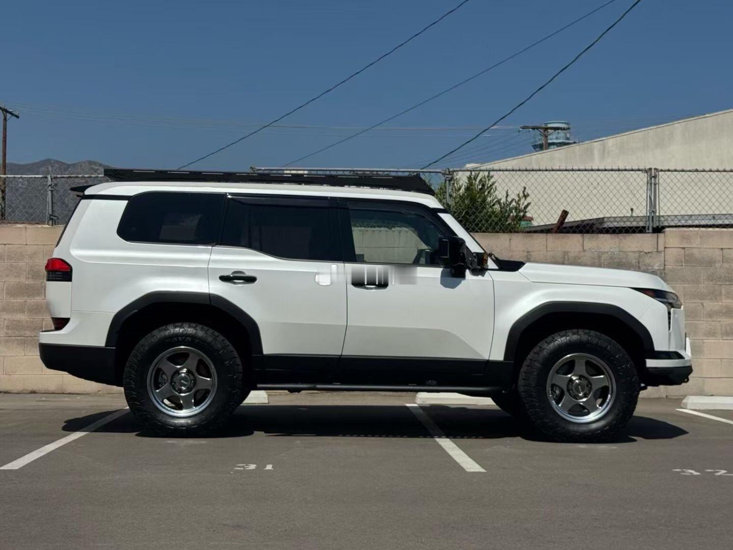 日本4*4Eng Bradley V 轮毂🈴丰田LC250 LC300 霸道 