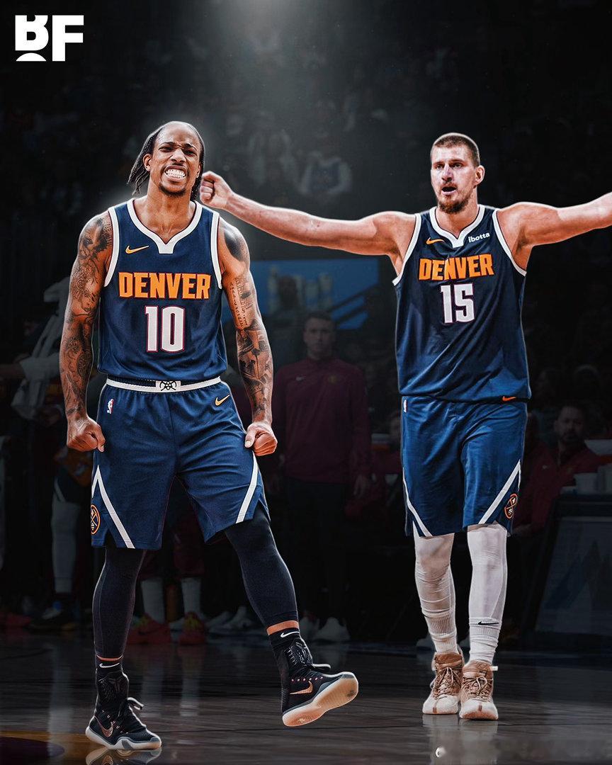 NBA  【德罗赞争夺战出现新竞争者，掘金有意签下德罗赞】据记者布雷特·西格尔消