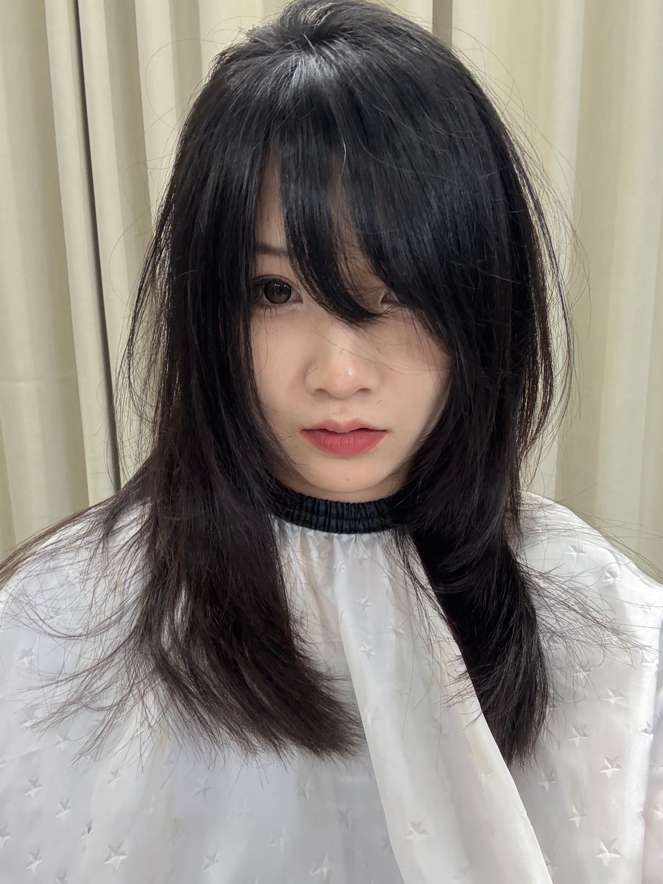 你们知道吗……纠结很久还是去找tony老师设计发型了……去之前信誓旦旦说不要高层