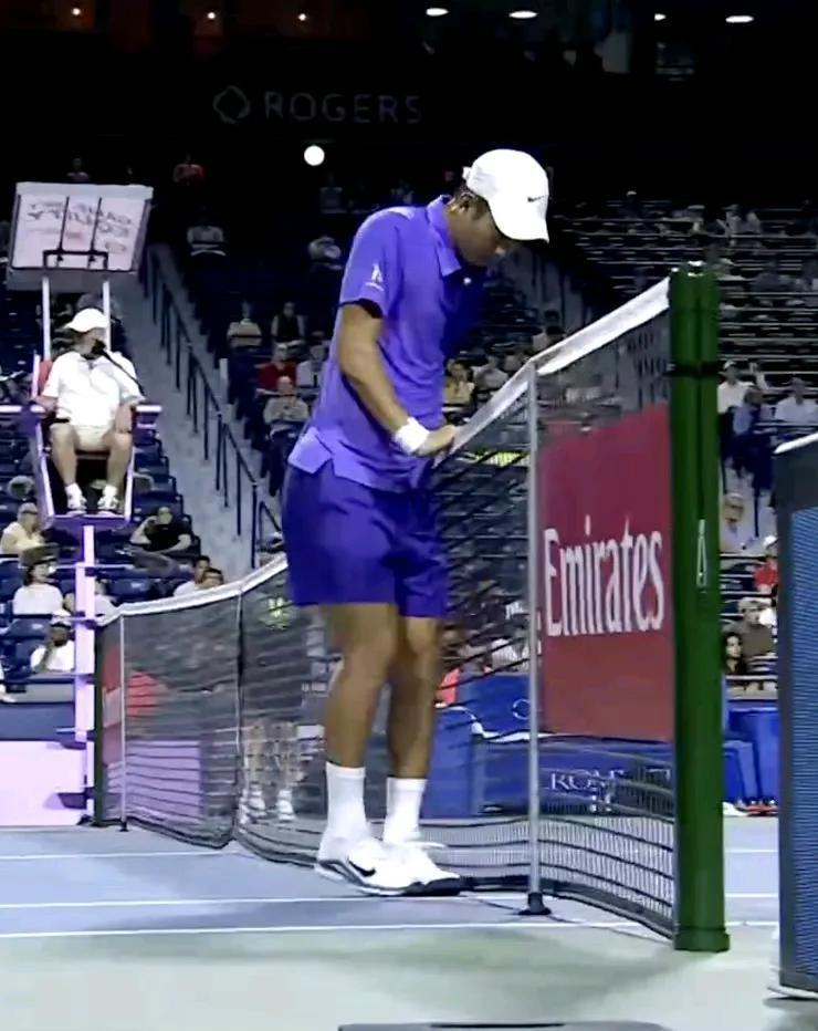 揪心！第二盘商竣程右脚再次出现不适，不要急于复出啊！
ATP1000多伦多ATP