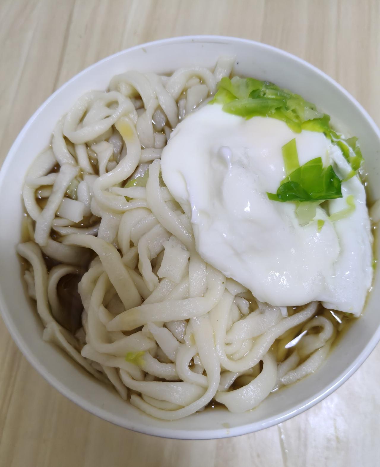 下午五点多，总算踏进了自家门。跟孩子们热热闹闹相处了好几天，也该回自己家了。说真