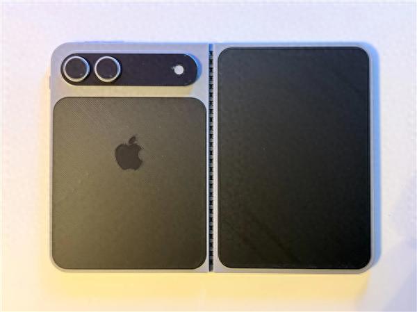 蘋果首款折疊屏蓄勢待發！iPhone Fold機模出爐