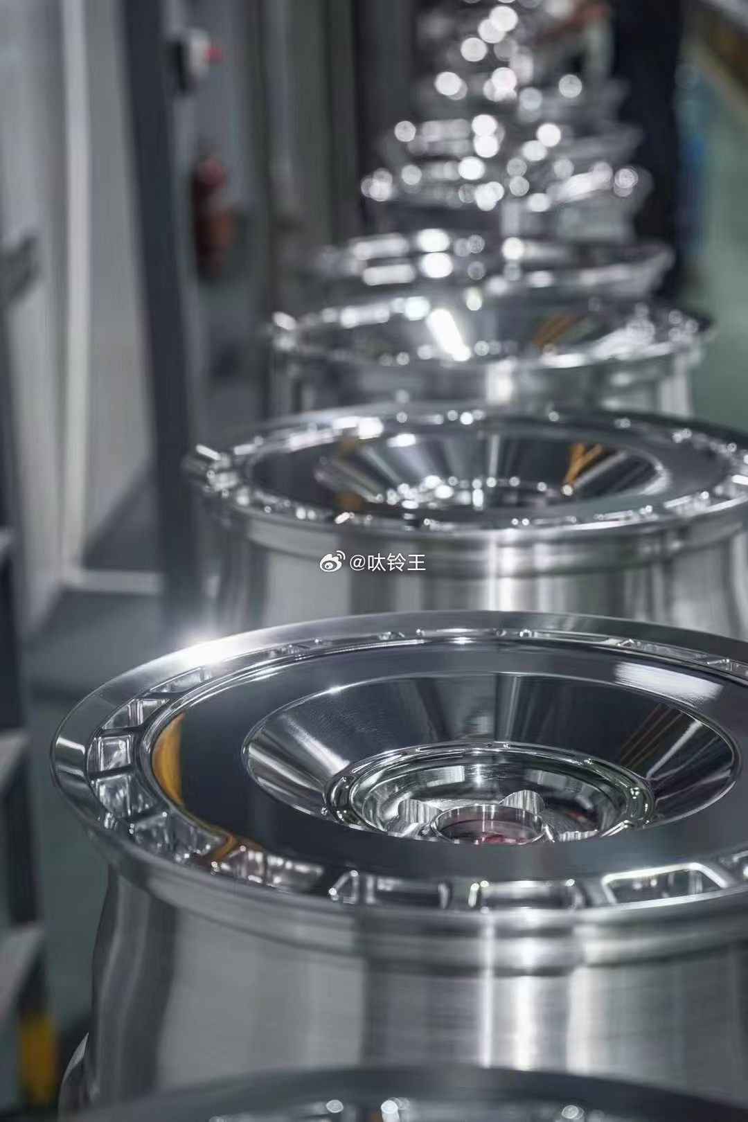 稳稳打磨产品静静等待知音"TLFW 𝐅𝐎𝐑𝐆𝐄𝐃 继续接单个性化私人