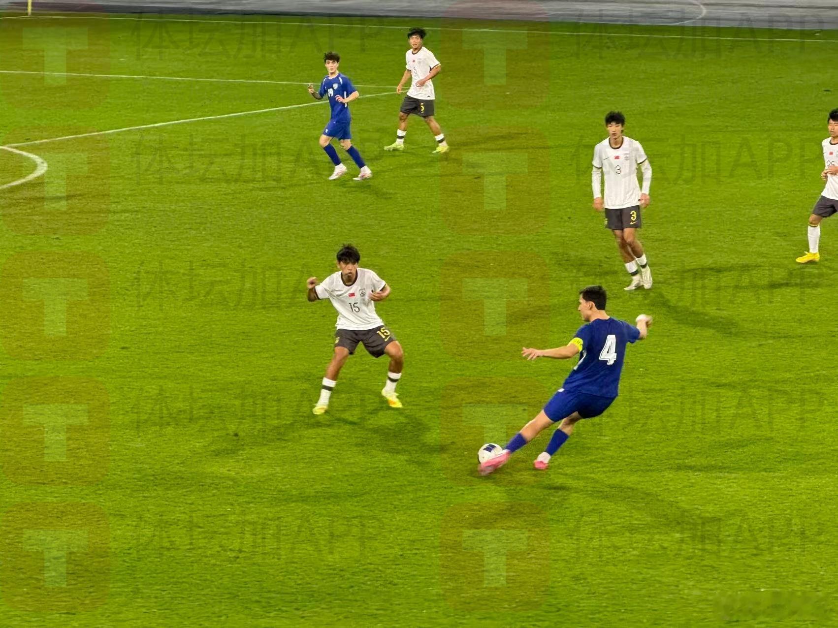 国少u17亚洲杯中国足球 U17国少再战乌兹两球取胜 赵松源张伯霖建功 帅惟浩中