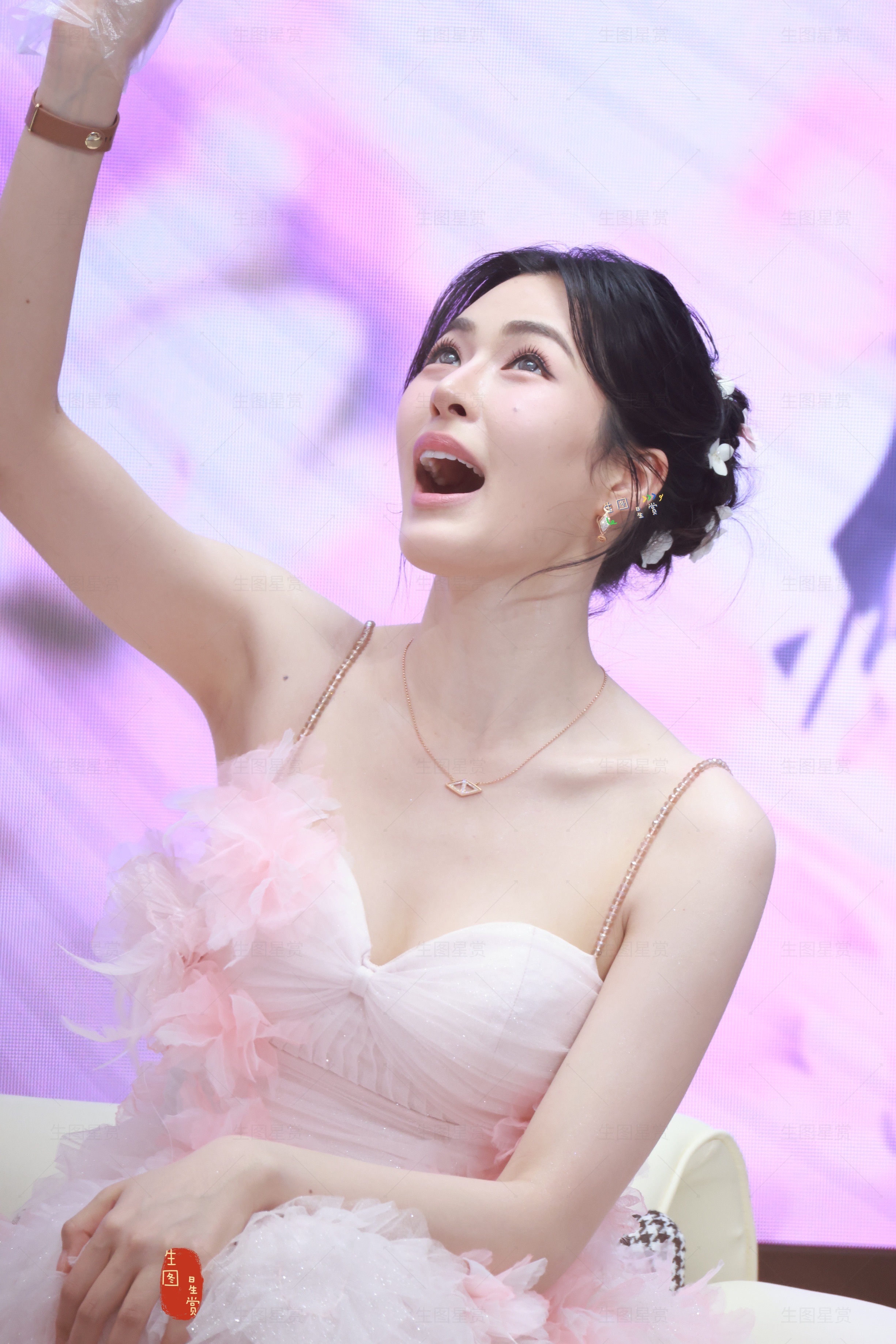 邝玲玲东莞线下活动生图花仙子美出天际🌸