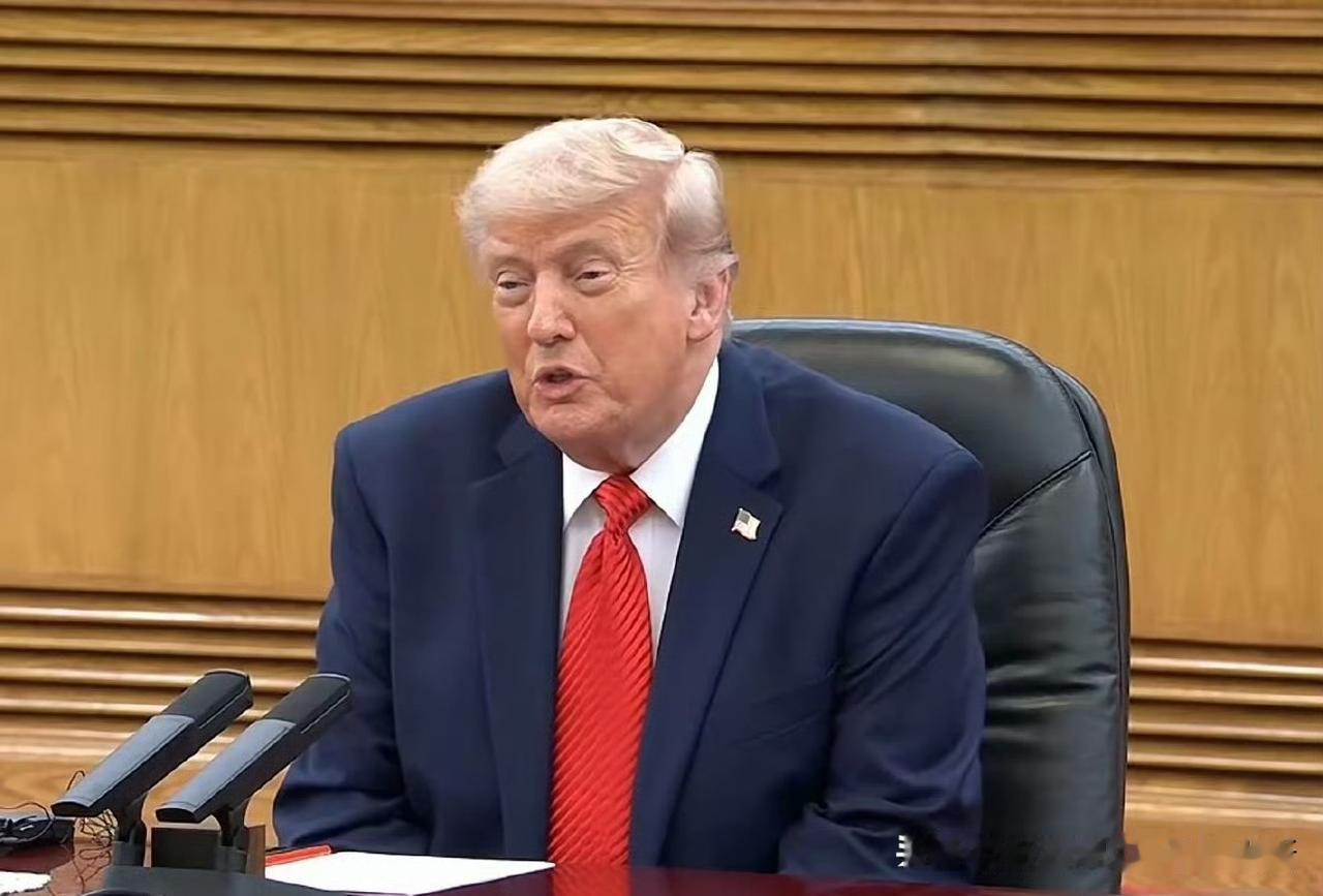 特朗普坐端正排排坐吃果果心里明镜似的，
中国：可以成合作伙伴，
日本：可以成打劫