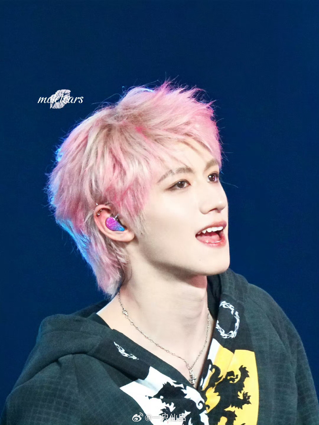 站姐团建，朱志鑫这两组我是真喜欢。棍帝确实帅朱志鑫的春风来信计划朱志鑫愚人节站姐