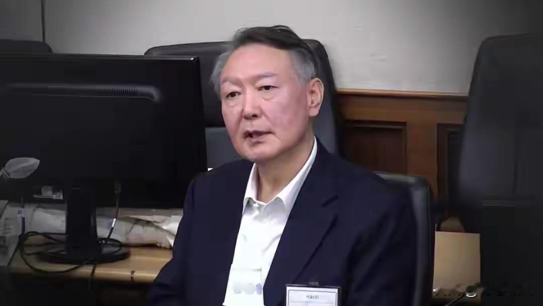 今天全世界都在看的新闻 2026.4.29 阿联酋突然“退群”
 
当地时间4月