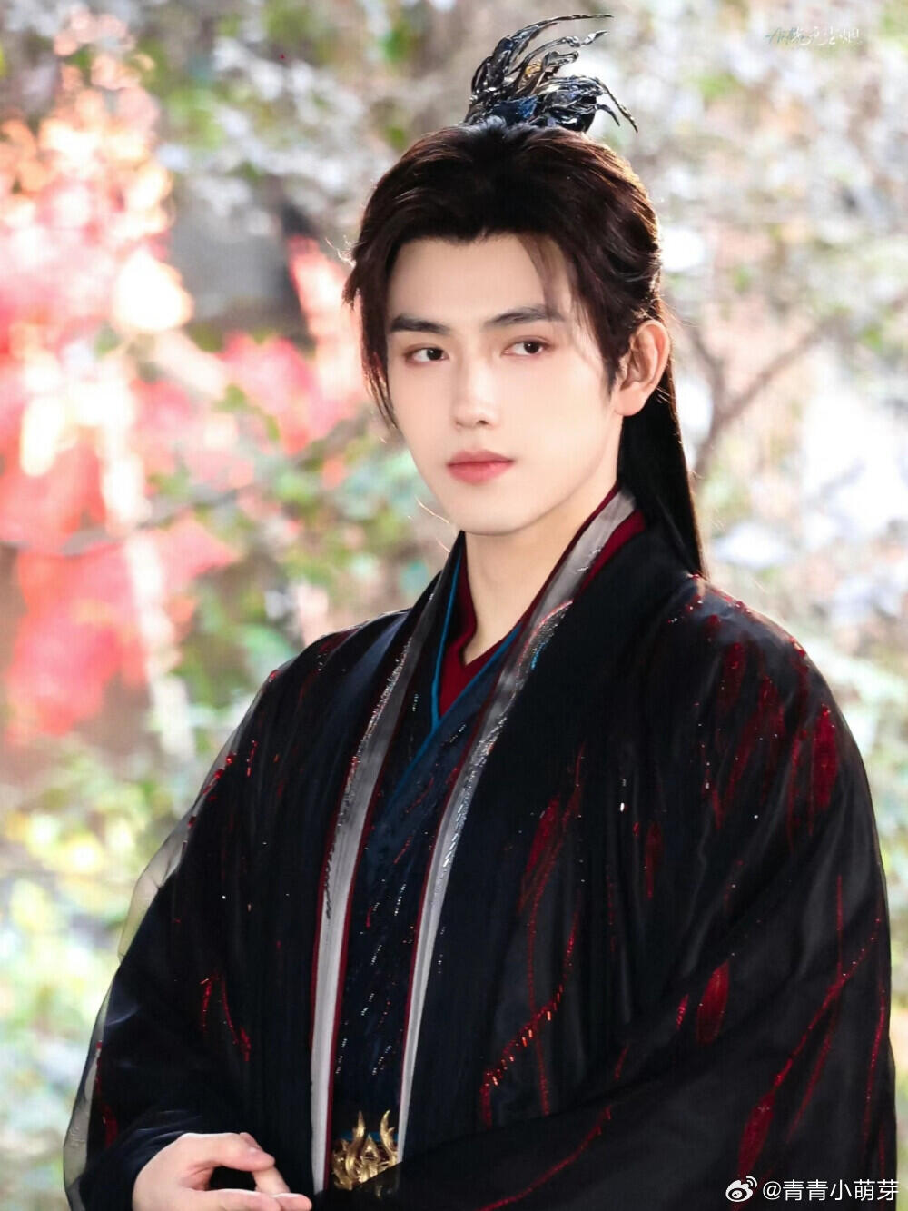 《逐夏》选角反转，新篇可期《纯真年代的爱情》爆火后，陈飞宇与孙千这对搭档备受瞩目