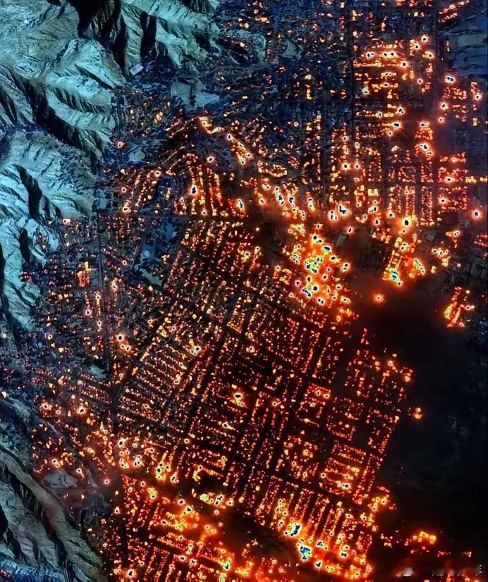 为什么洛杉矶大火刹不住车这3个原因太真实了1.和美国人的癖好有关系，特别喜欢住木