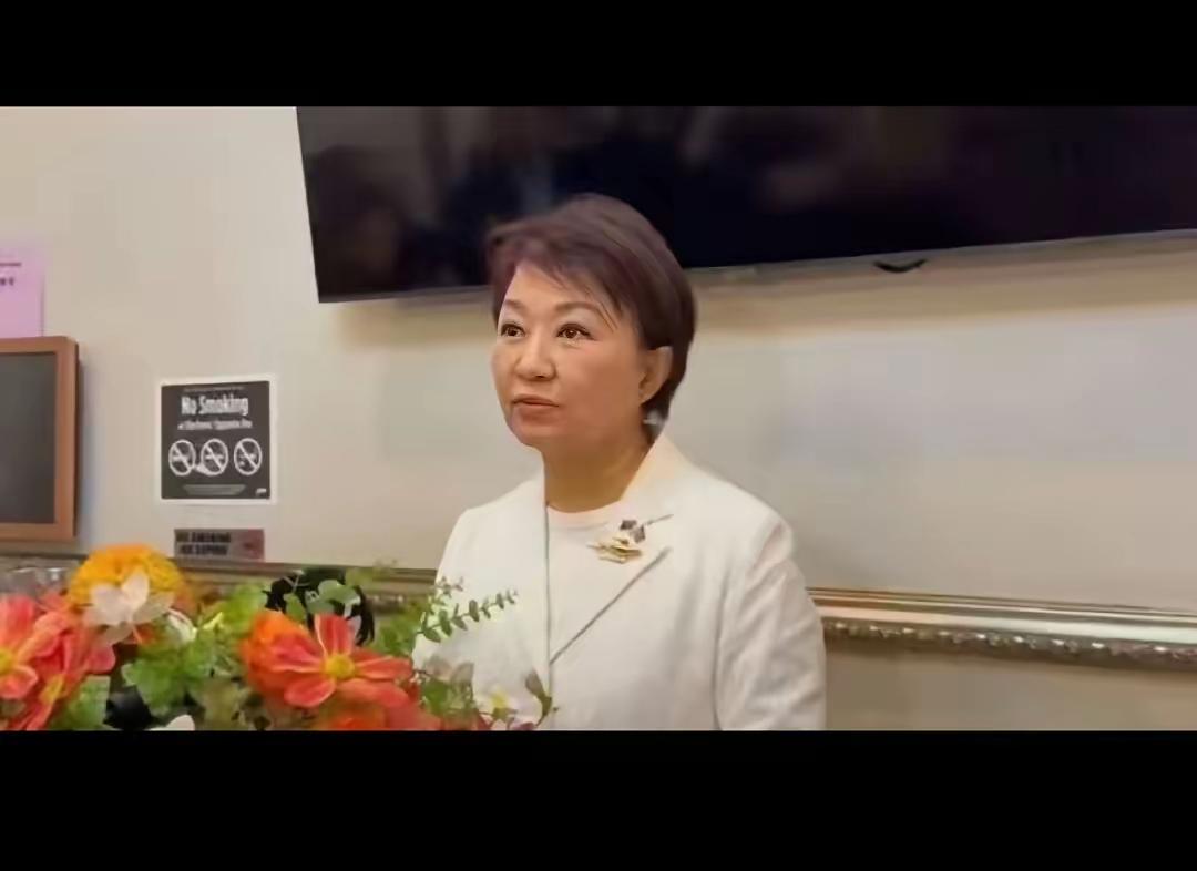 出席纽约侨宴，卢秀燕向大陆喊话，但被直接打脸，不简单

卢秀燕在美国纽约，对着侨