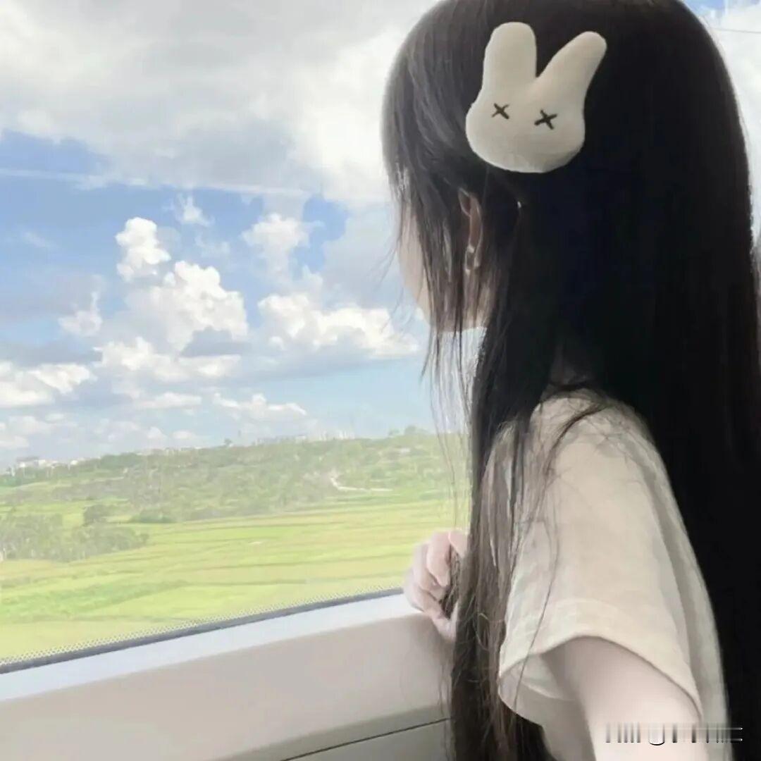 我最羡慕的五种女人:
1头发多的，
2天天拉屎的，
3大姨妈正常的，
4一秒入睡