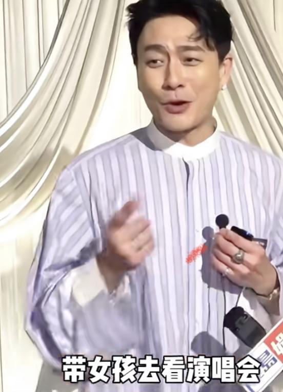 黄宗泽被拍到和美女在马来西亚看权志龙演唱会，黄宗泽的回应合理又搞笑。

黄宗泽说