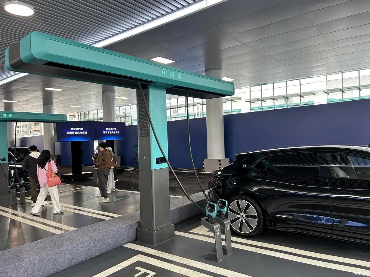 车市观察 当年特斯拉国产算是一条外国鲶鱼进入中国水池，而现在比亚迪闪充进入欧洲，