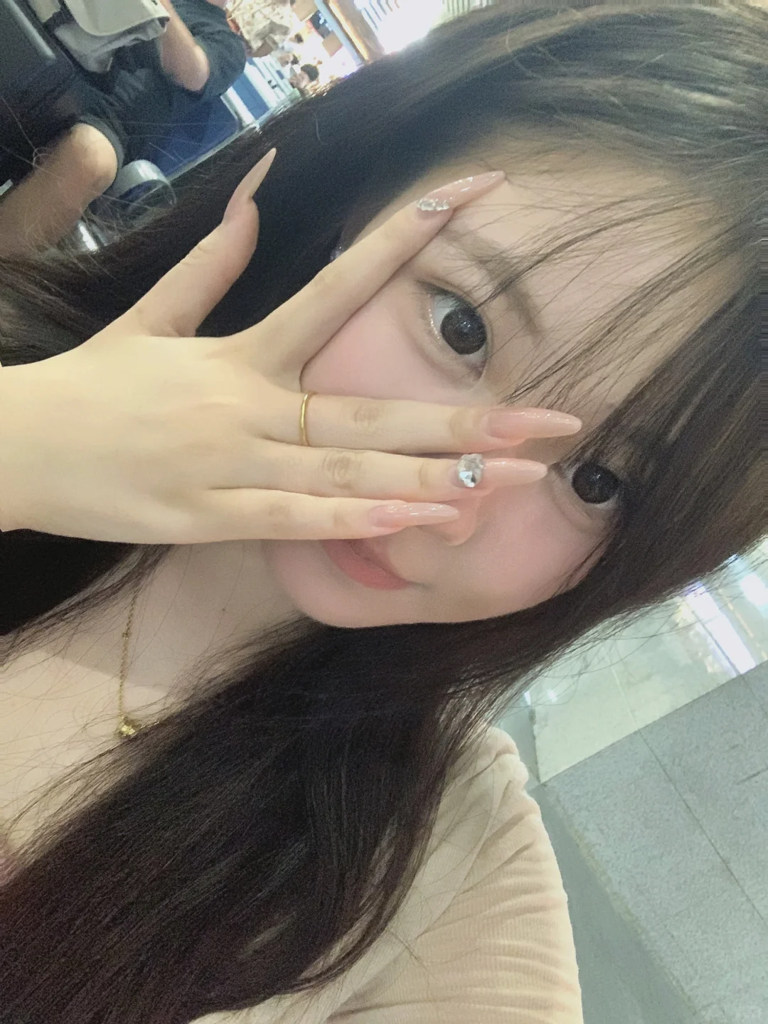 发誓我要垒一个更高更厚的墙 让任何人都伤害不了