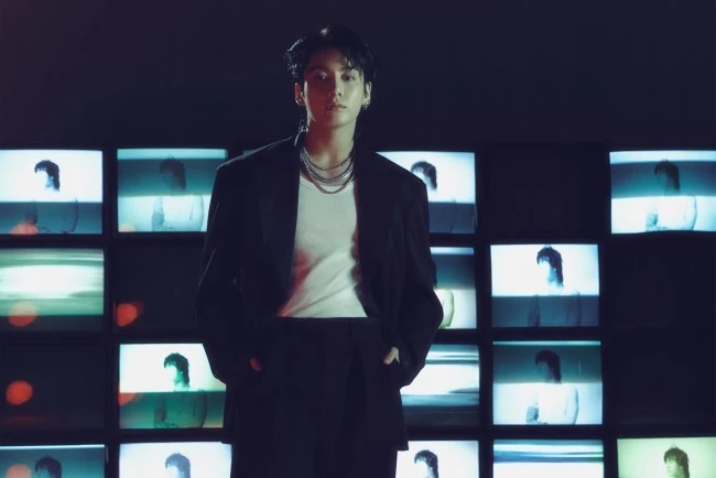 [新闻]防弹柾国Solo曲累计第2次达成15亿