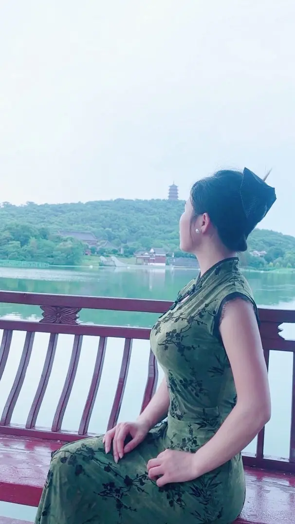 心碎无声、满心愁绪堵心头！有需要农货的请找小谢呀！