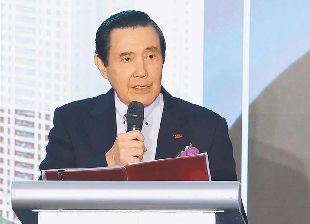 外媒昨晚报道：马英九访问泰国北部美斯乐时，探望长居当地的“泰缅孤军”后裔，并发文