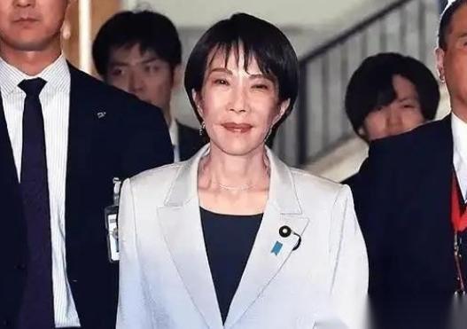 最近国际上的火药味越来越浓，中日之间的较量算是彻底摆到了桌面上，跟以前那种嘴上打